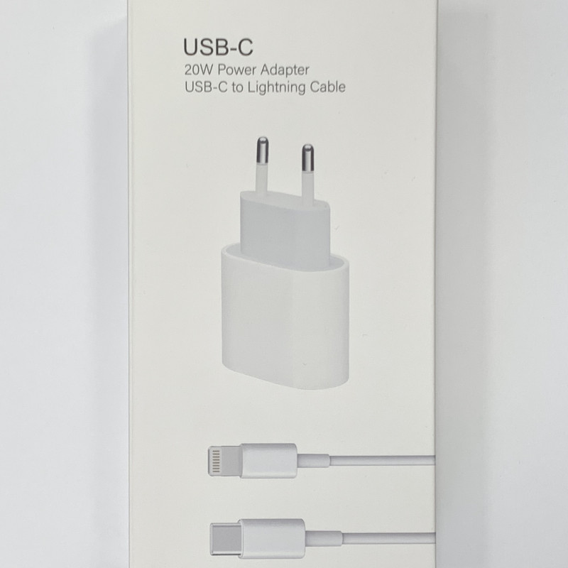 USB-C 20W Power Adapter USB-C to Lightning Cable